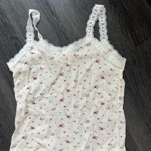 lace floral top
